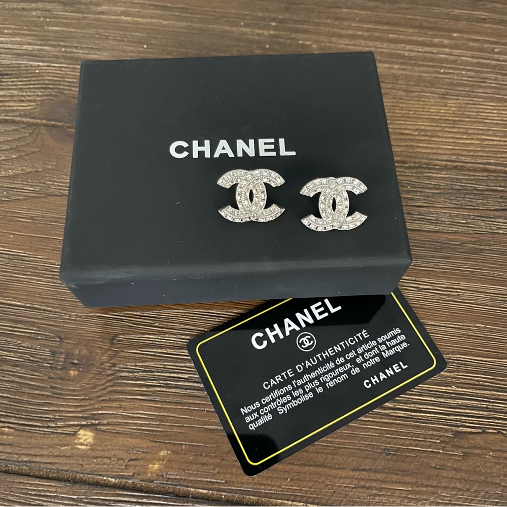 Authentic CHANEL CC earrings, small, used only couple of times,